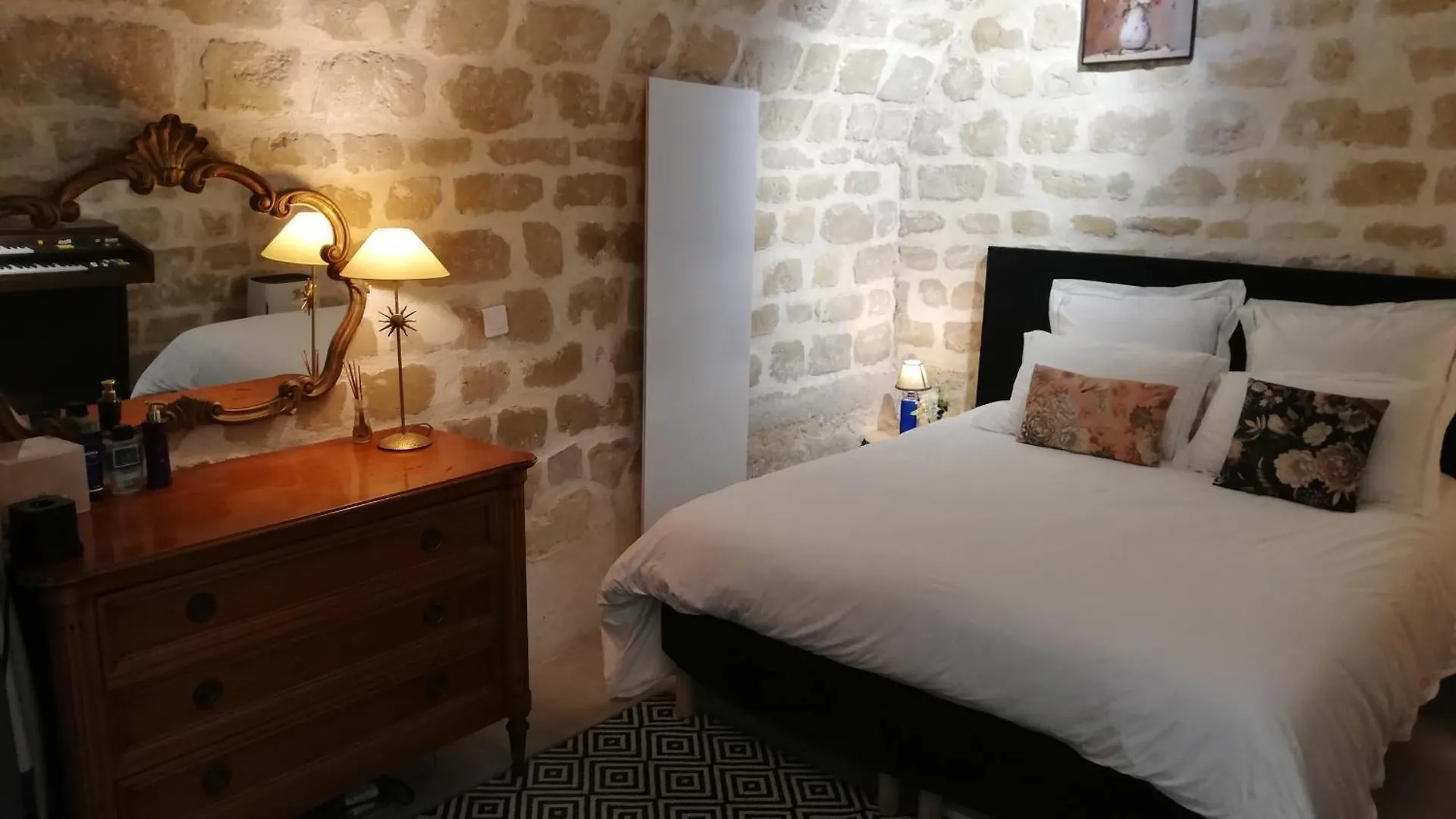 Les Freres Montgolfier - Le Marais - 80 M2 Apartment Paris France